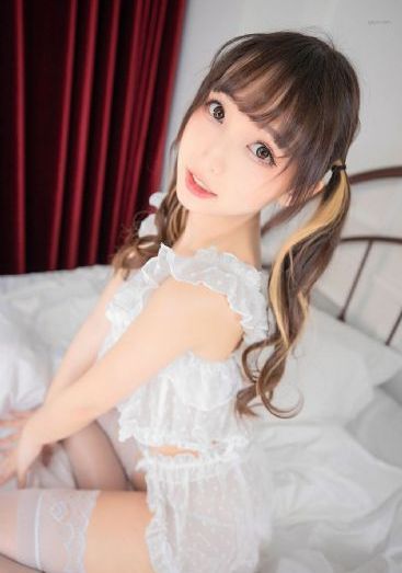 欧美街拍春款_1080完整视频观看