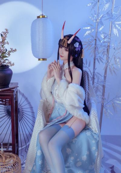 欧美吃土色口红_BD免费观看超清