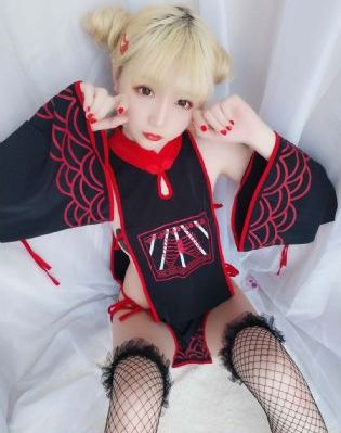 欧美小长袖碎花连衣裙_HDHD在线观看