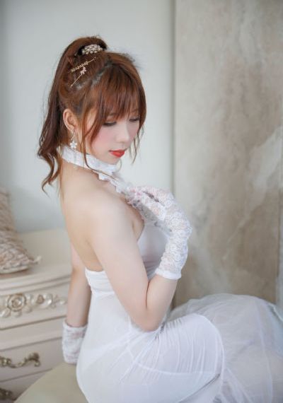 欧美美女与动物交配视频_HD日本电影免费