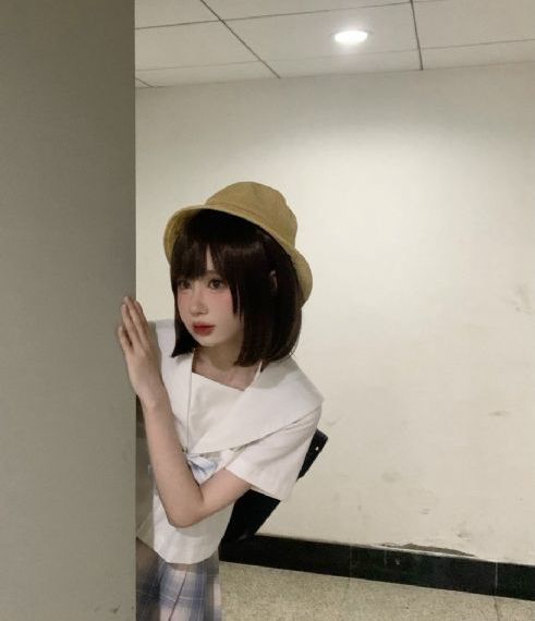 国产高颜值女百合_4399看片BD国语版完整版