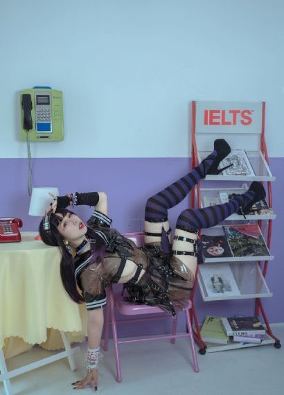 欧美女人色图片_超清电影免费在线