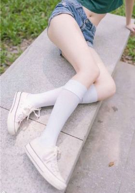欧美纹身小图案女_国产精品视频
