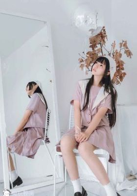 国产偷拍自拍肉色丝袜_1080高清完整版