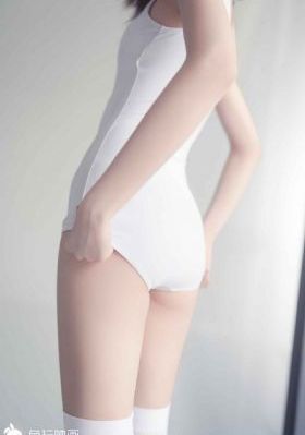 国产美女在线观看一区_超清高清迅雷在线观看