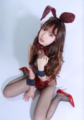 秋霞啪啪电影_HD在线手机播放